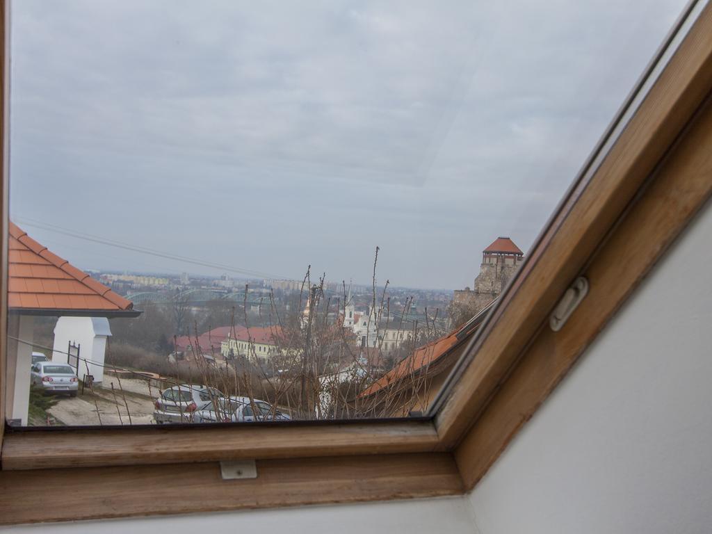 Amadeus Vendeghaz Hotell Esztergom Exteriör bild